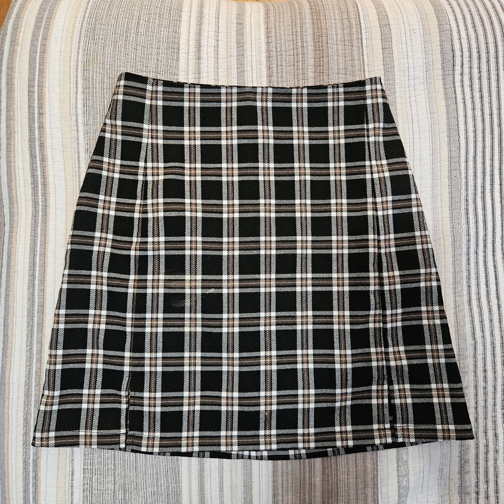 Brandy Melville John Galt Black Brown Plaid Womens XS 24" Mini Cara Skirt